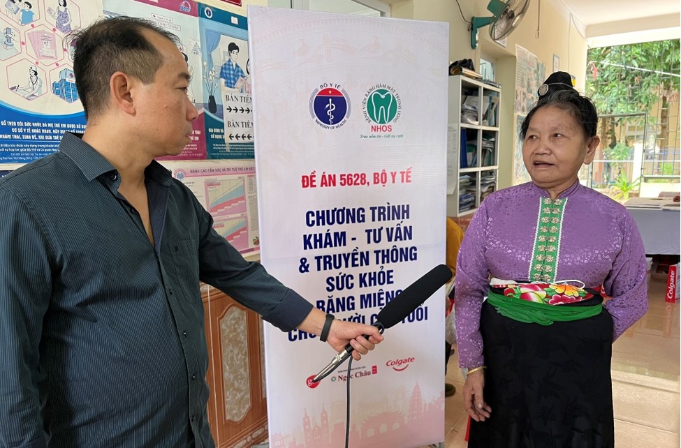 Phỏng vấn người dân về tình hình chăm sóc sức khỏe răng miệng và khả năng tiếp cận dịch vụ nha khoa